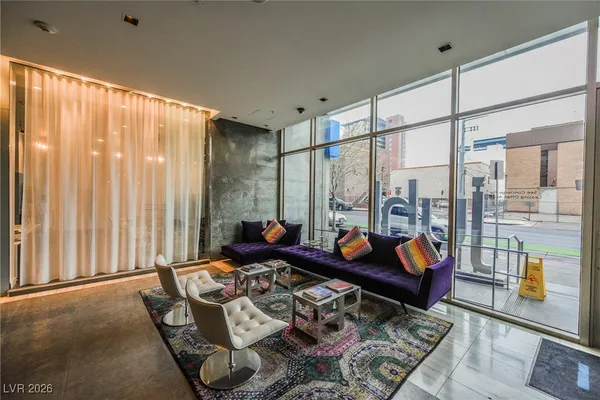 $1,950 | 353 East Bonneville Avenue, Unit 753, Las Vegas, NV 89101