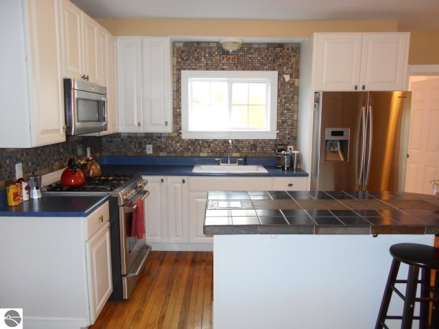 7850 Cedar Run Road Traverse City, MI 49684 - Photo 30 of 52 1777991-29.JPG