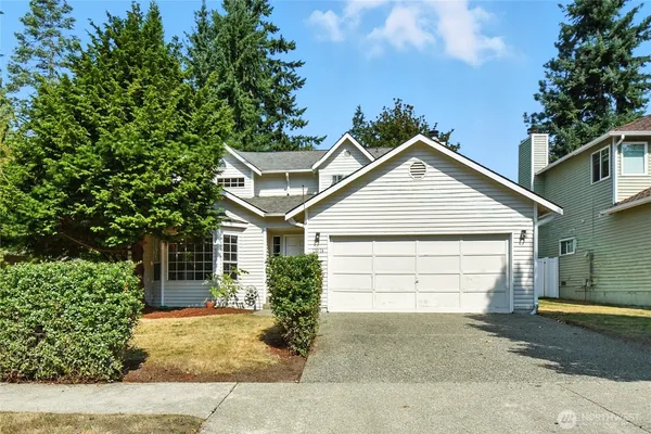 $4,100 | 13014 Northeast 101st Place, Kirkland, WA 98033