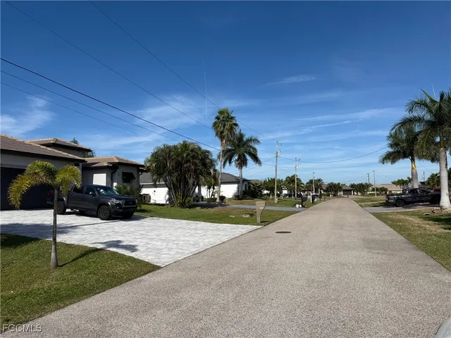 $199,900 | 3034 Southwest 24th Avenue, Cape Coral, FL 33914