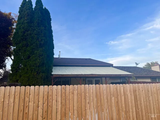 $309,000 | 865 Galena Court, Mountain Home, ID 83647