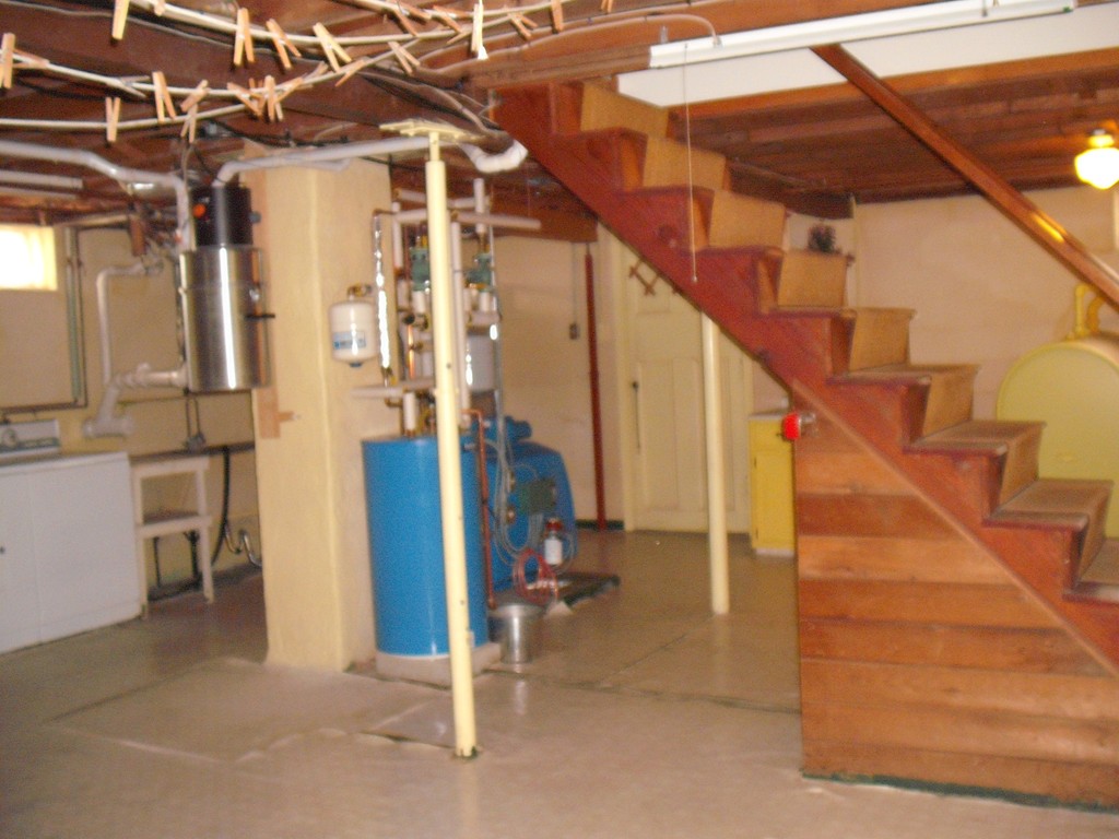 171 Maple Avenue Rutland, MA 01543 - Photo 17 of 25 a view of entryway