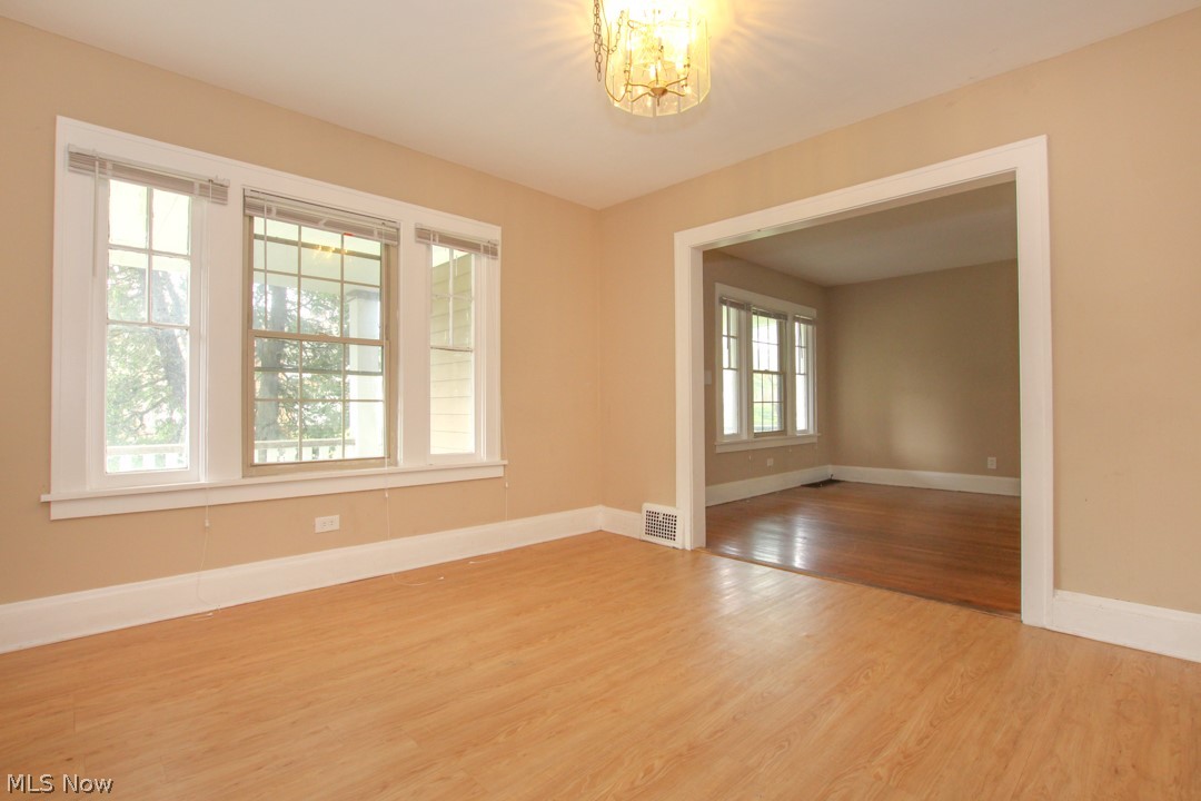 3579 Bainbridge Road Cleveland Heights, OH 44118 - Photo 10 of 35