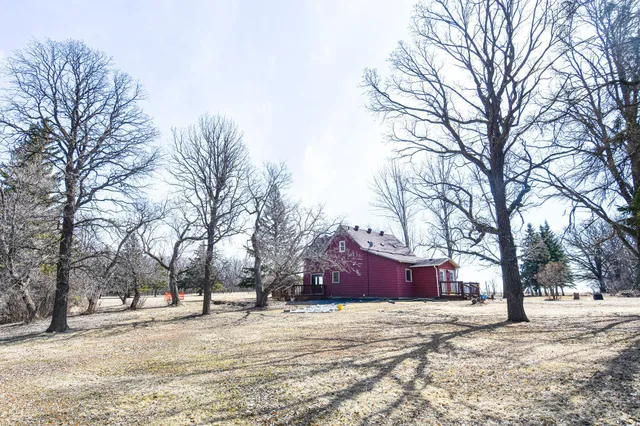 $227,500 | 11287 135th Avenue Northeast, Thief River Falls, MN 56701