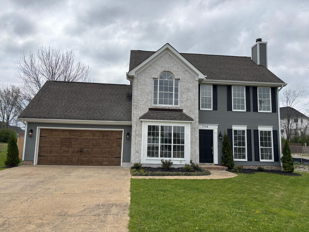 7738-Pinewood-Drive-01