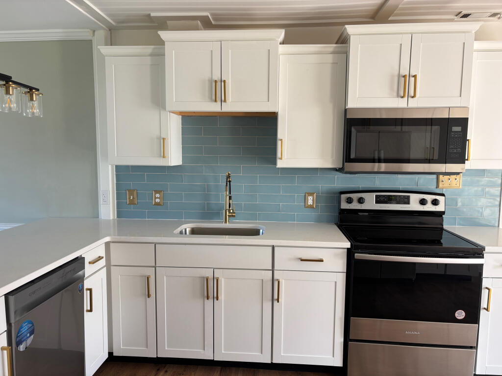 7738 Pinewood Drive Chattanooga, TN 37421 - Photo 6 of 19 7738-Pinewood-Drive-06