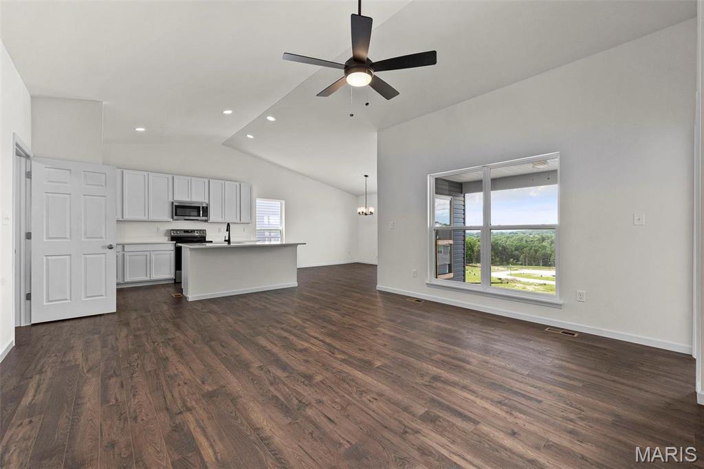 1003 Taylor Grn Drive Union, MO 63084 - Photo 7 of 18