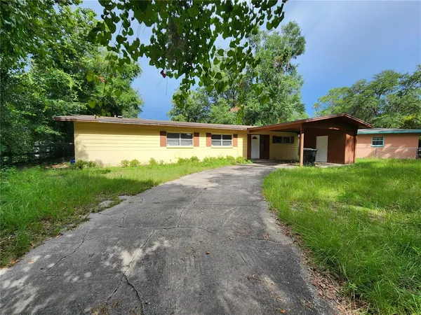 $1,700 | 2831 Northeast 17th Drive, Gainesville, FL 32609