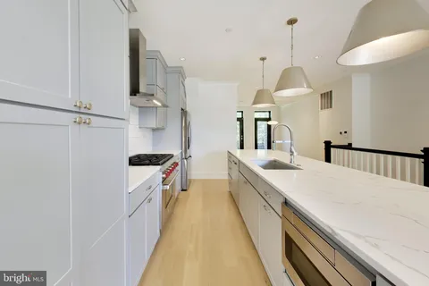 $789,000 | 715 K Street Northeast, Unit 1, Washington, DC 20002