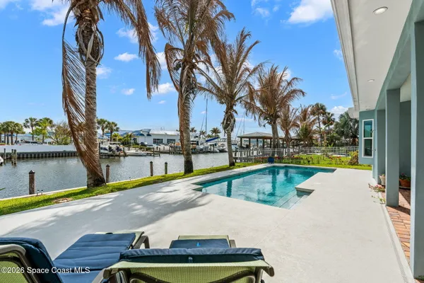 $1,575,000 | 112 Cat Cay Lane, Indian Harbour Beach, FL 32937