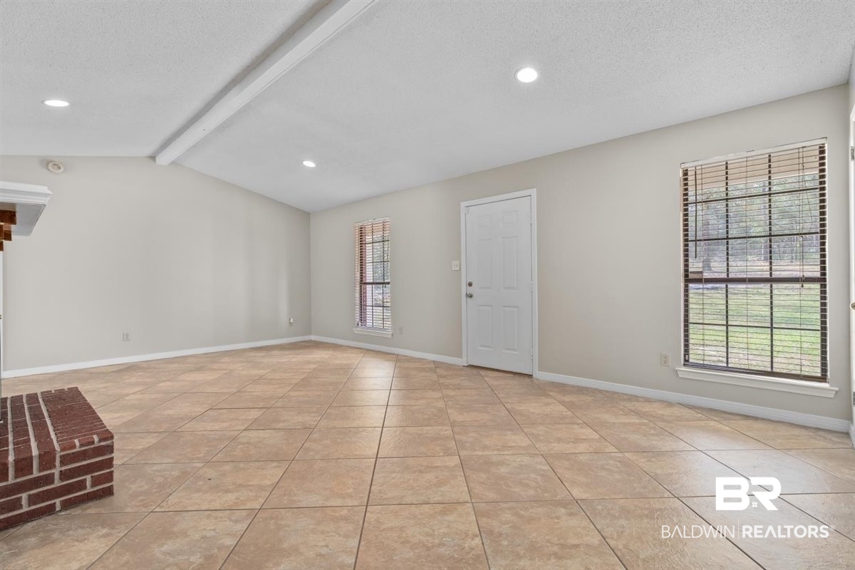 8405 Abbey Road Wilmer, AL 36587 - Photo 3 of 29