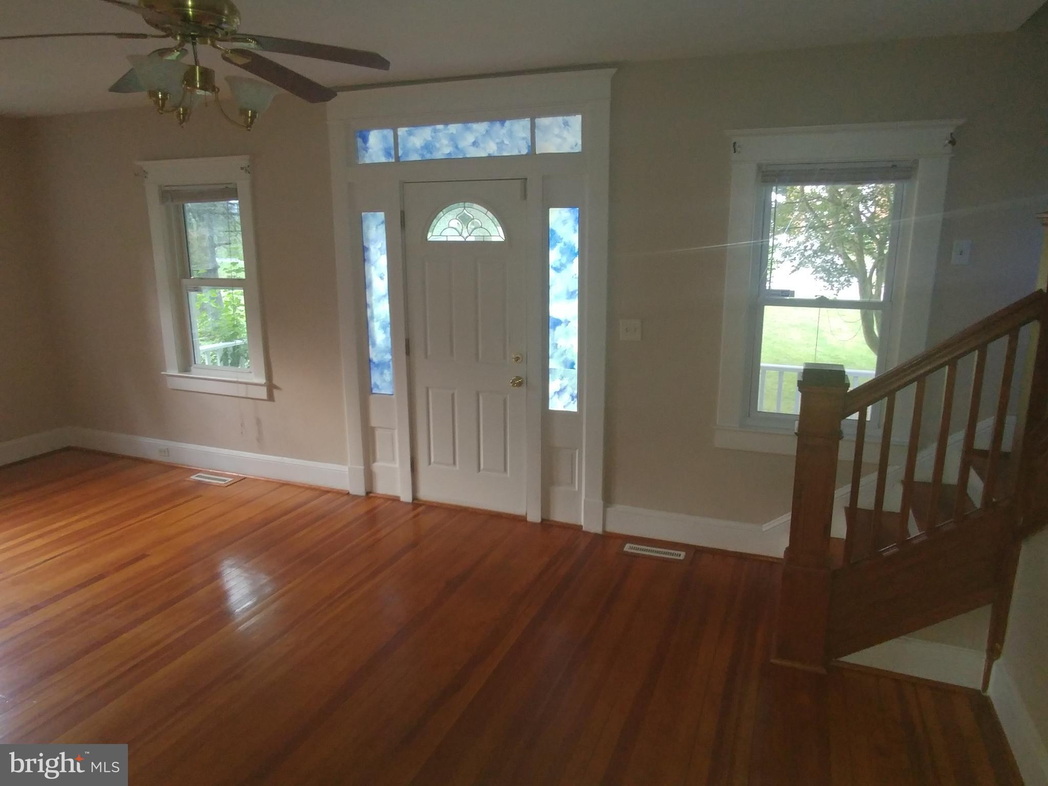2105 Trimble Road Edgewood, MD 21040 - Photo 6 of 23 Living Room