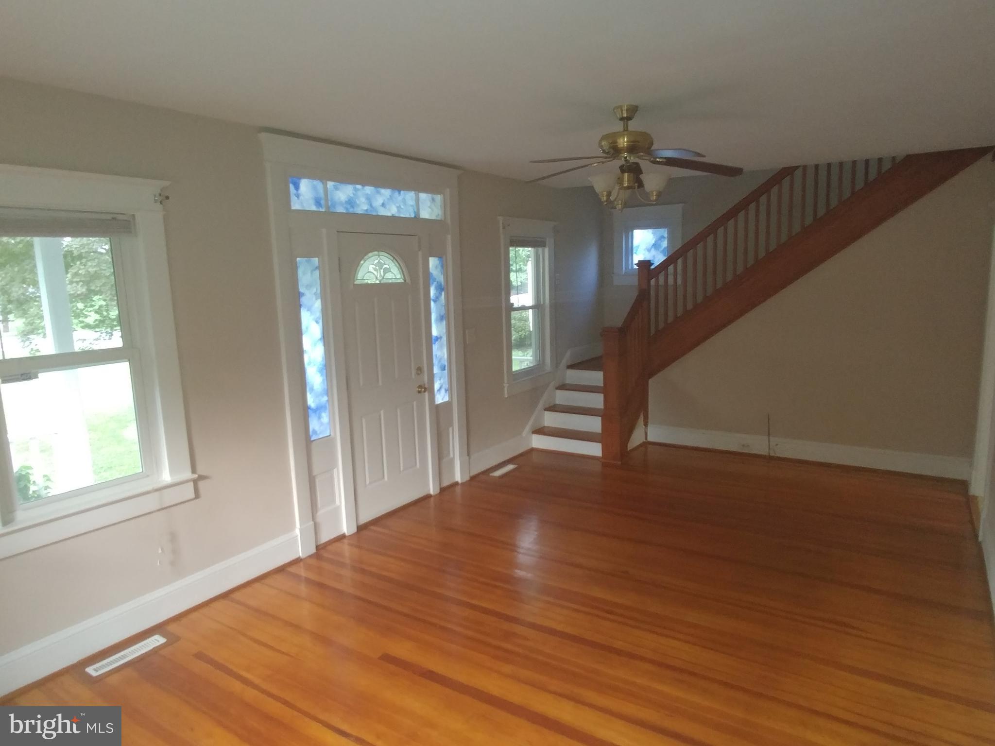 2105 Trimble Road Edgewood, MD 21040 - Photo 7 of 23 Living Room
