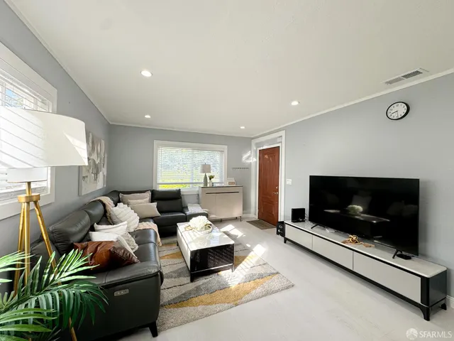 $1,300,000 | 19652 Stanton Avenue, Castro Valley, CA 94546