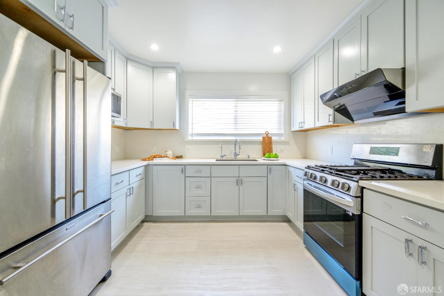 19652 Stanton Avenue Castro Valley, CA 94546 - Photo 10 of 98