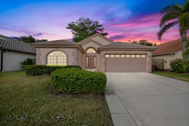 $449,000 | 1899 Oak Berry Circle, Wellington, FL 33414