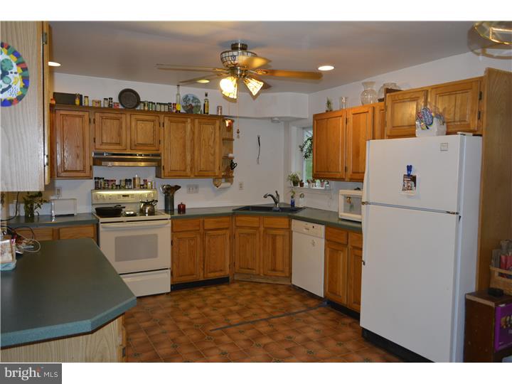 28 Marian Road Phoenixville, PA 19460 - Photo 9 of 20 Gallery Image 9