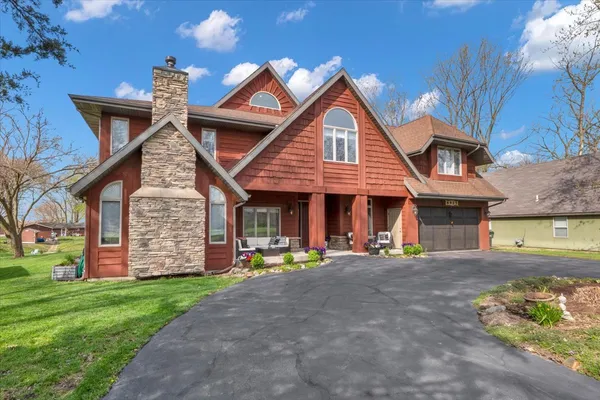 $589,500 | 8925 East Teal Lane, Wilmington, IL 60481