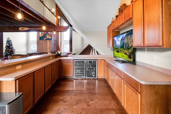 $589,500 | 8925 East Teal Lane, Wilmington, IL 60481
