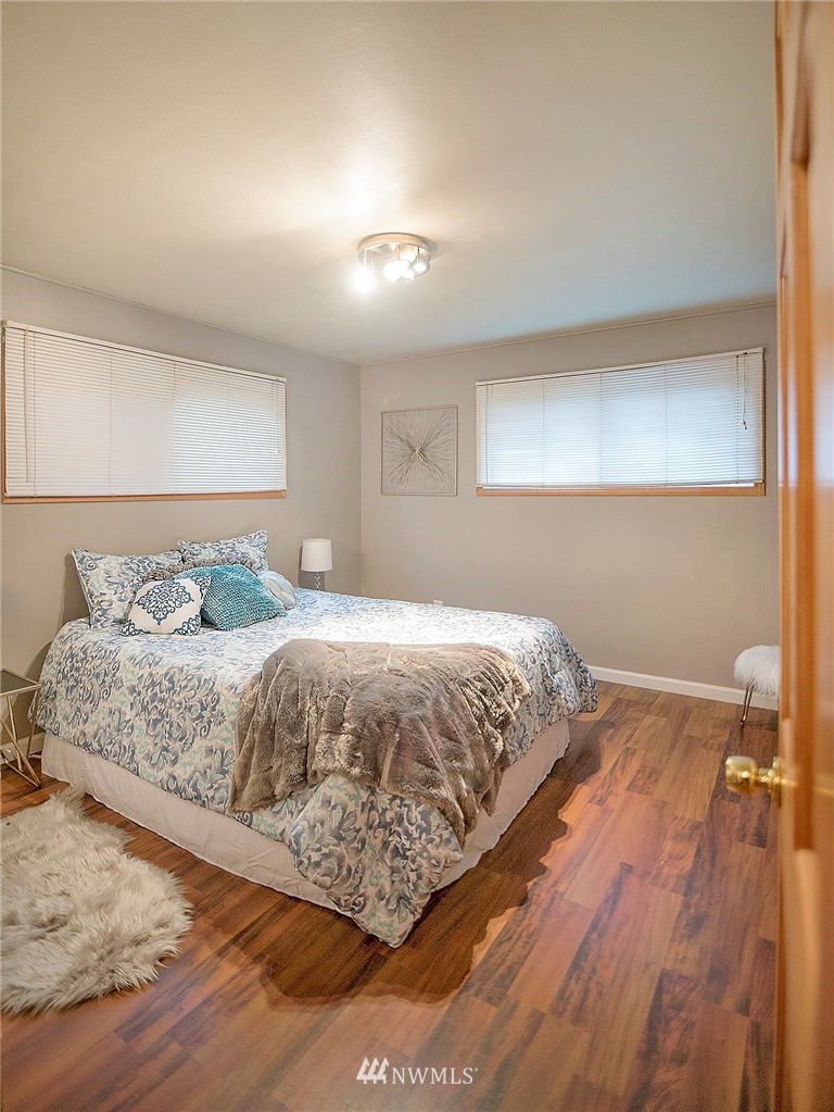 324 Douglas Street Longview, WA 98632 - Photo 12 of 19 Gallery Image 12