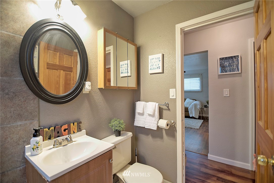 324 Douglas Street Longview, WA 98632 - Photo 16 of 19 Gallery Image 16