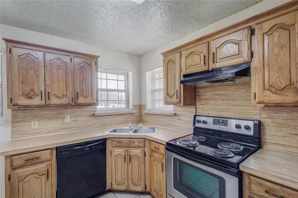 $250,000 | 420 Roosevelt Avenue, Terrell, TX 75160