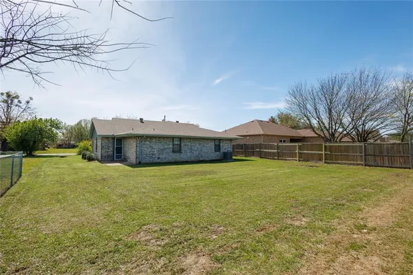 $250,000 | 420 Roosevelt Avenue, Terrell, TX 75160