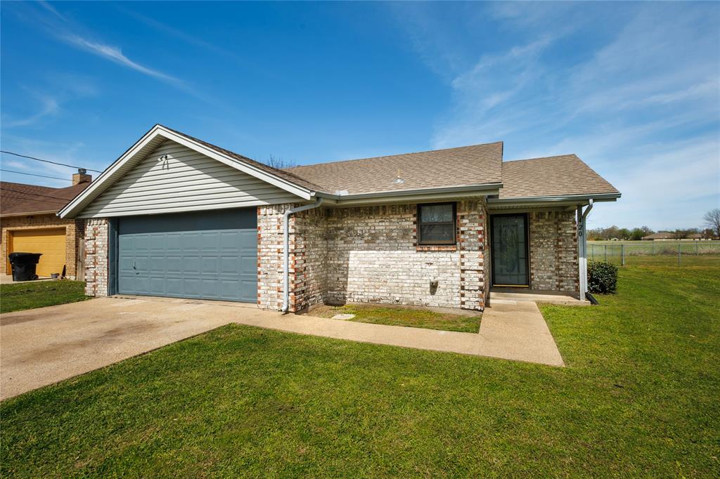 420 Roosevelt Avenue Terrell, TX 75160 - Photo 4 of 25