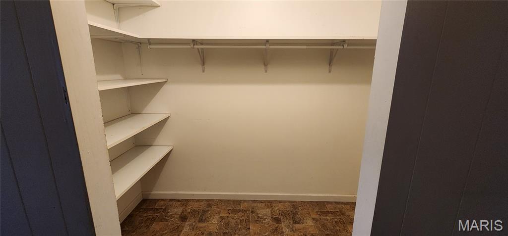 925 Swanwick Street Chester, IL 62233 - Photo 22 of 26