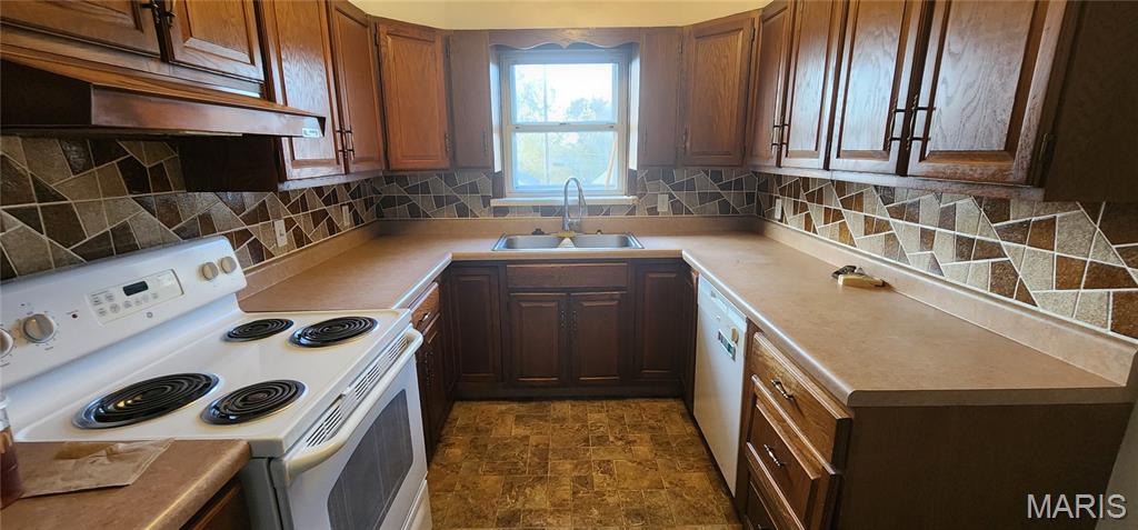 925 Swanwick Street Chester, IL 62233 - Photo 4 of 26