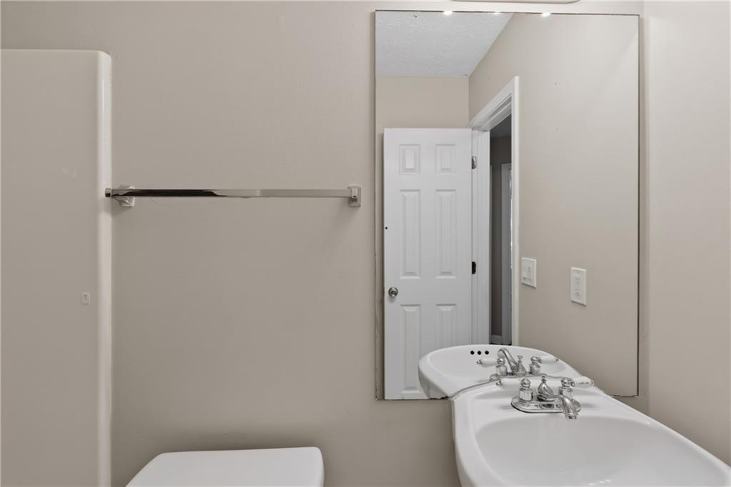 1014 Maple Leaf Ridge Jonesboro, GA 30238 - Photo 29 of 34