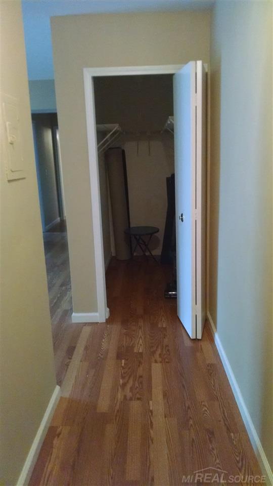 45260 Keding Street, Unit 301 Utica, MI 48317 - Photo 5 of 33