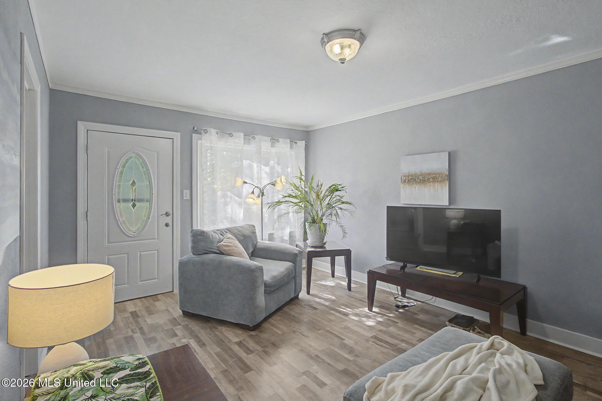 166 Violet Street Biloxi, MS 39531 - Photo 6 of 27 IMG_7751