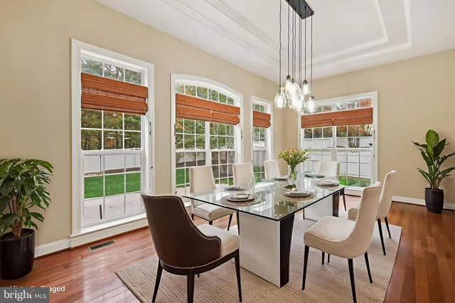 a view of a workspace with furniture