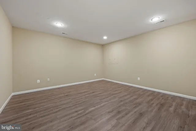 $815,000 | 1019 East Kensington Circle, Fredericksburg, VA 22401