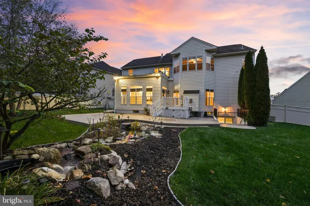 $815,000 | 1019 East Kensington Circle, Fredericksburg, VA 22401