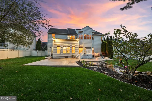 $815,000 | 1019 East Kensington Circle, Fredericksburg, VA 22401