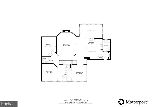 $815,000 | 1019 East Kensington Circle, Fredericksburg, VA 22401