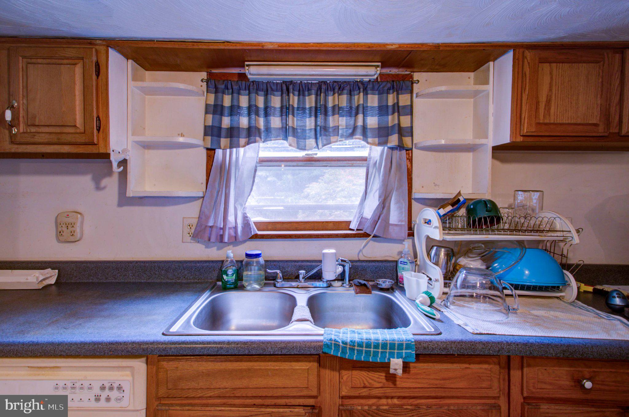 1406 Richmond Road Red Lion, PA 17356 - Photo 4 of 41 Cozy kitchen with charming details.