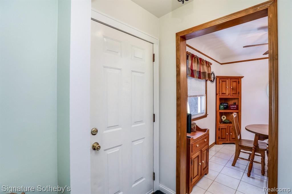 17614 Quarry Road Riverview, MI 48193 - Photo 5 of 24
