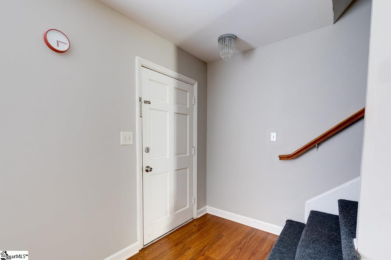 1438 Dover Road, Unit E Spartanburg, SC 29301 - Photo 4 of 23 Gallery Image 4