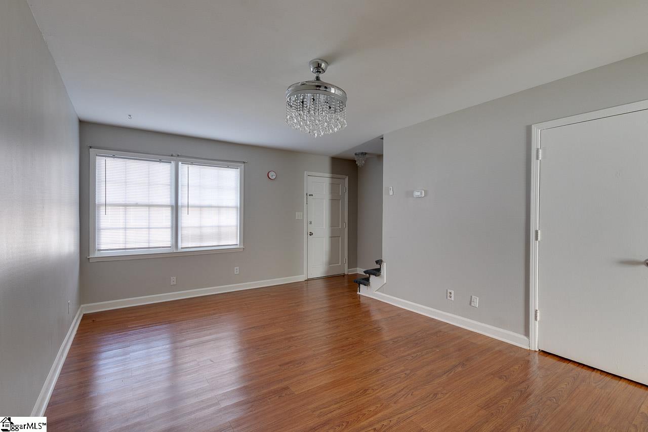 1438 Dover Road, Unit E Spartanburg, SC 29301 - Photo 6 of 23 Gallery Image 6