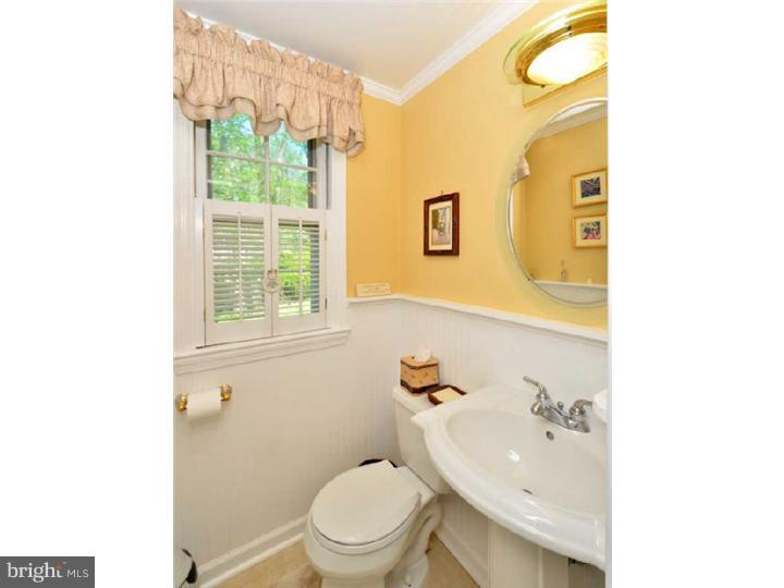 853 Goshen Road Newtown Square, PA 19073 - Photo 14 of 25 Half Bath