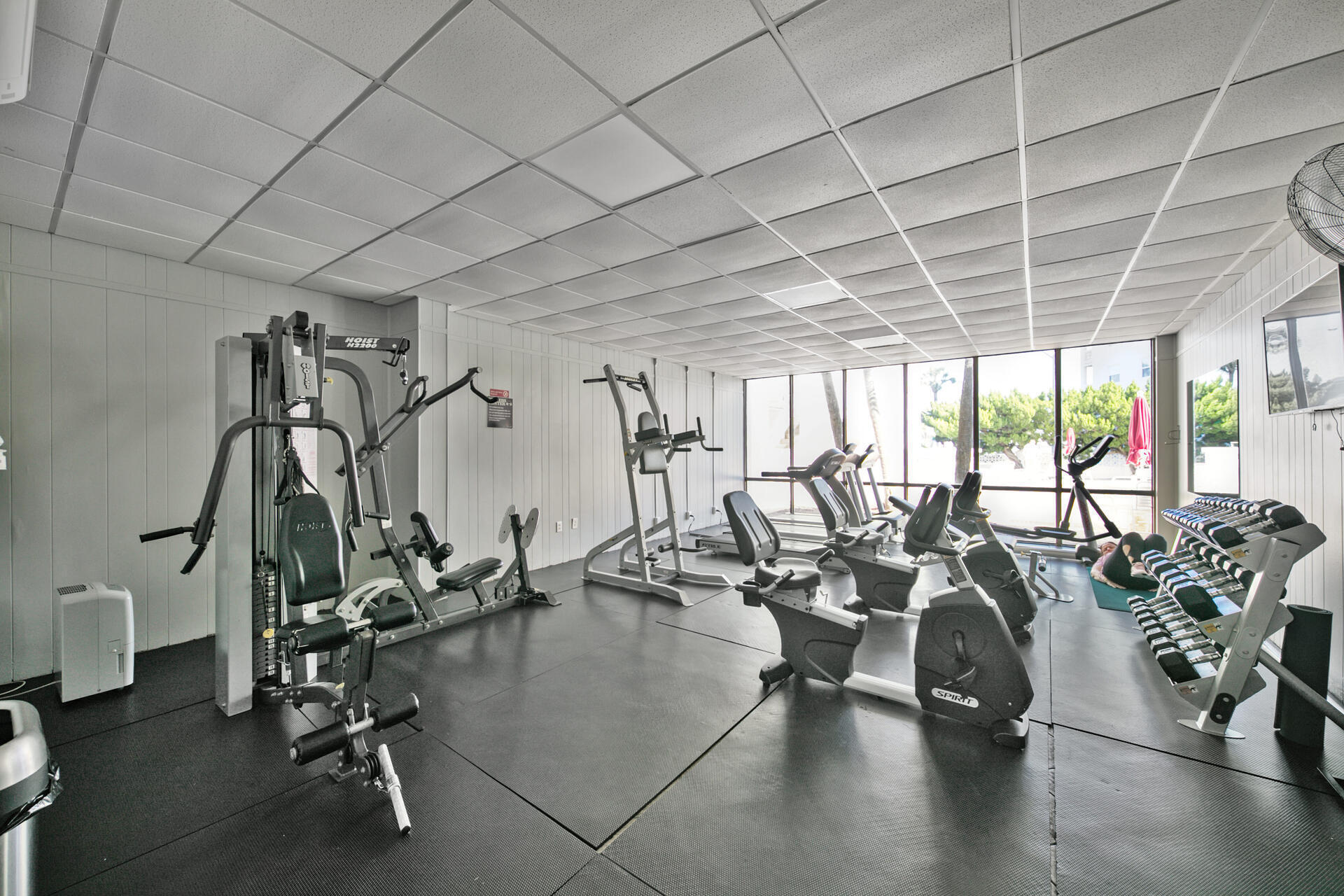 909 Santa Rosa Boulevard, Unit 165 Fort Walton Beach, FL 32548 - Photo 20 of 25 a view of a room with gym equipment