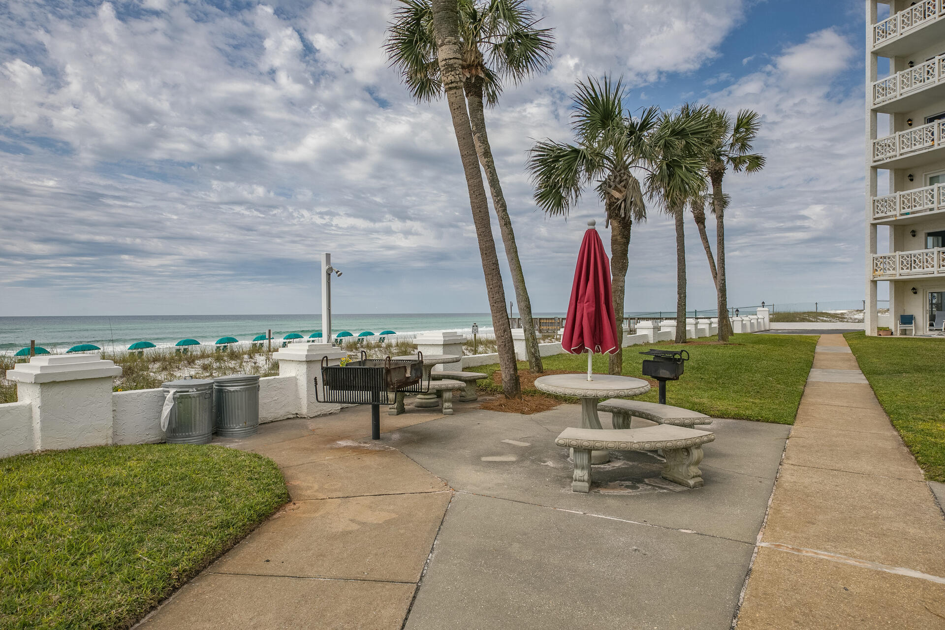 909 Santa Rosa Boulevard, Unit 165 Fort Walton Beach, FL 32548 - Photo 23 of 25 a view of outdoor space with seating area