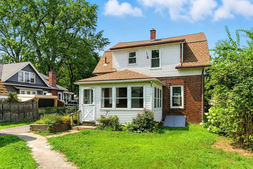 31 Fox Street West Springfield, MA 01089 - Photo 33 of 41 front view of a house with a yard
