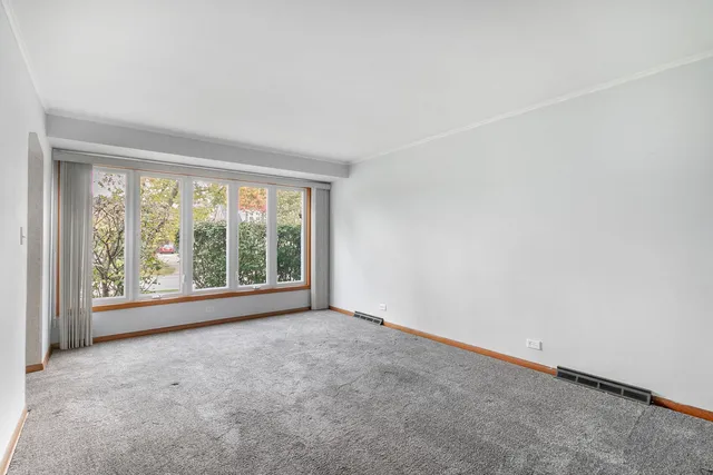 $349,900 | 4343 West 109th Street, Oak Lawn, IL 60453