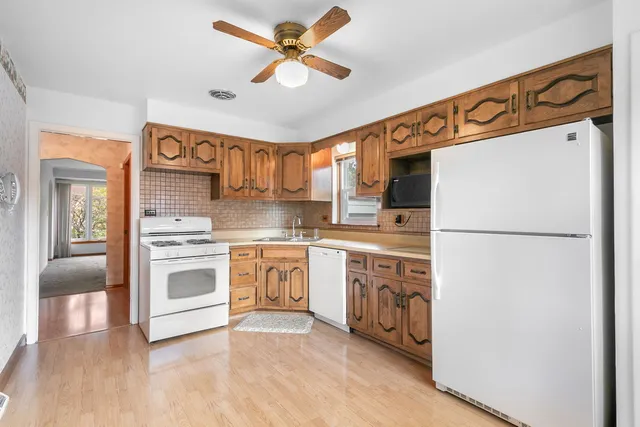 $349,900 | 4343 West 109th Street, Oak Lawn, IL 60453