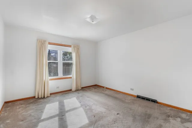 $349,900 | 4343 West 109th Street, Oak Lawn, IL 60453