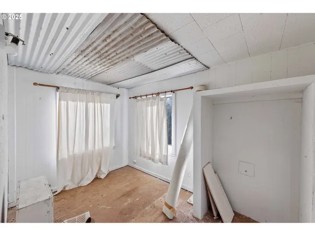 $169,900 | 64368 Welch Road, Coos Bay, OR 97420